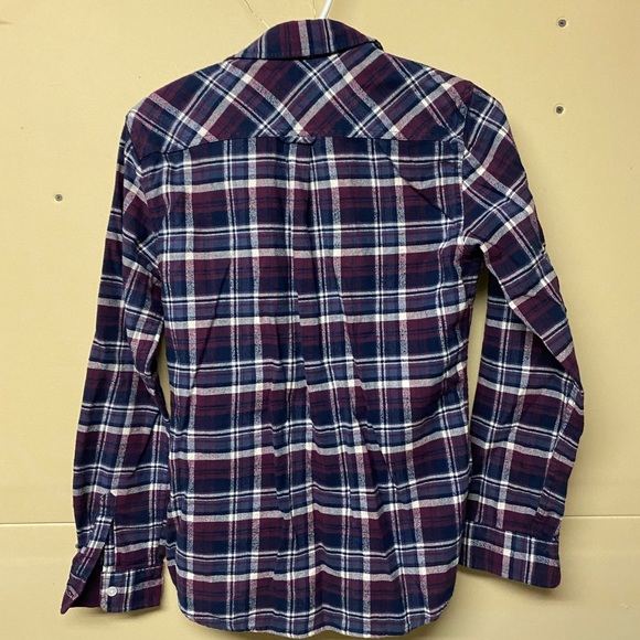 2/$20❤️- SHIRT | Women’s Weatherproof shirt size medium (fits small) - Picture 2 of 5